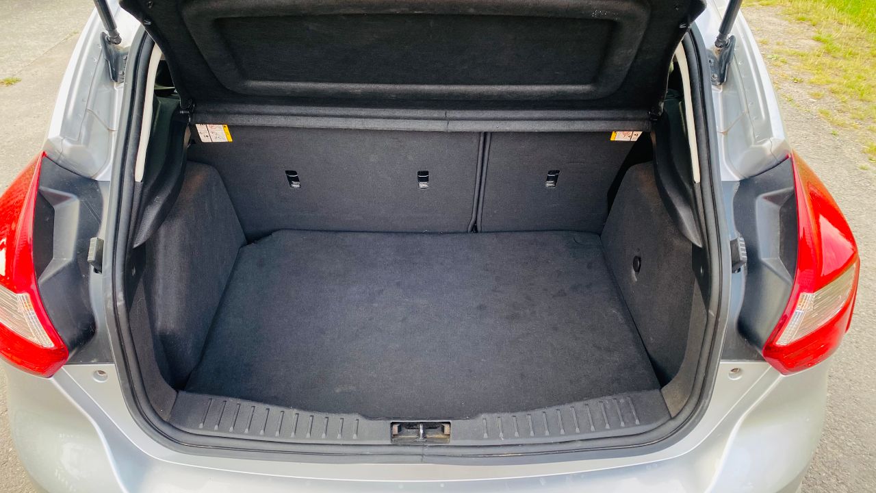 Ford Focus - фото 18