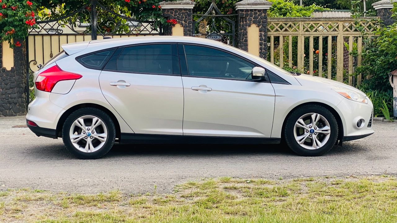Ford Focus - фото 4