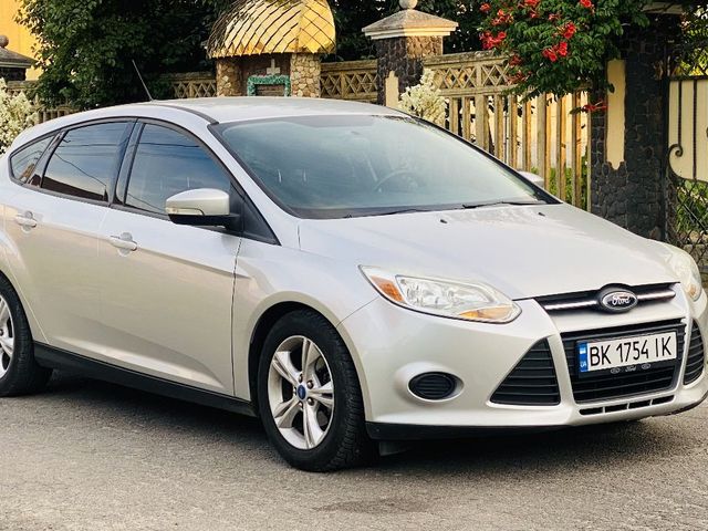 Ford Focus - фото 3