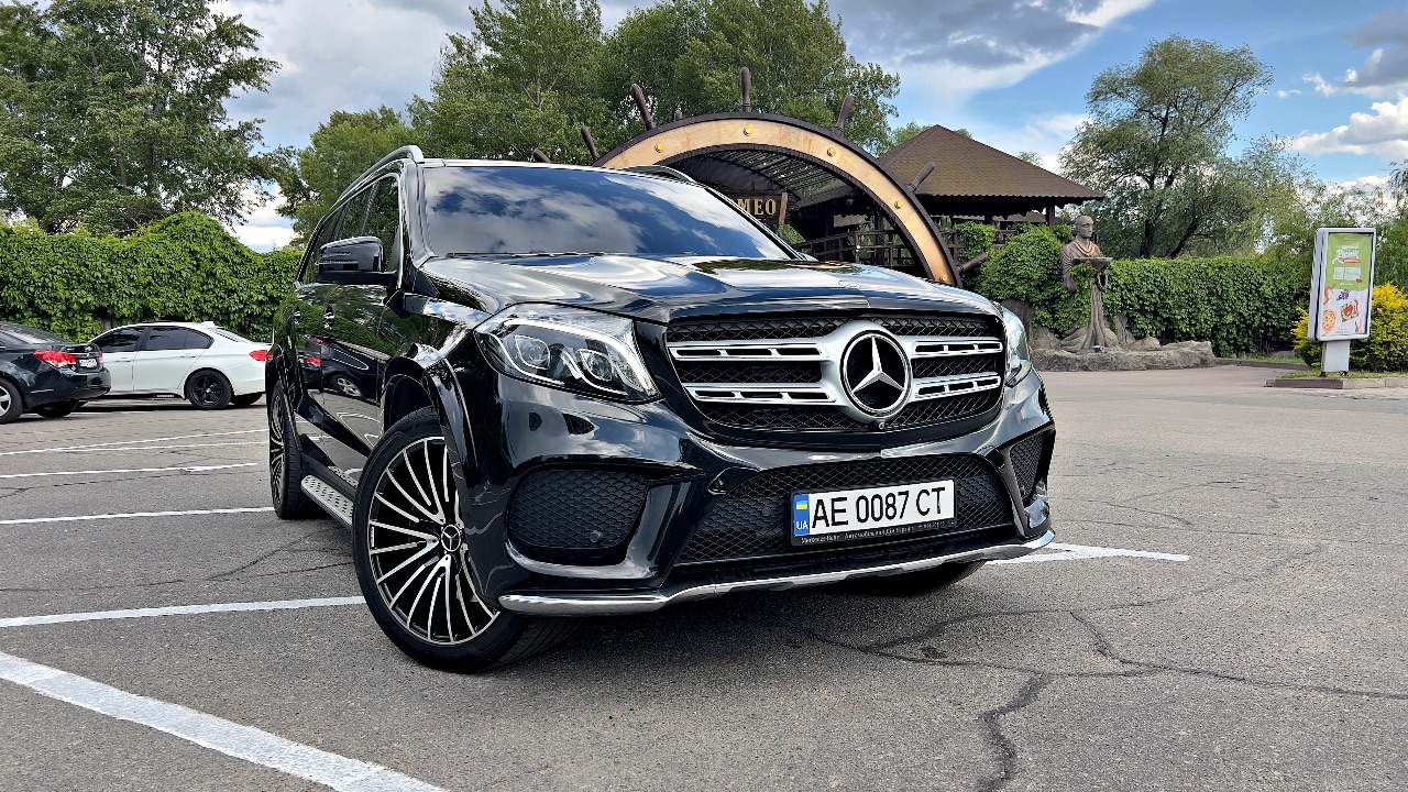 Mercedes-Benz GLS - фото 7