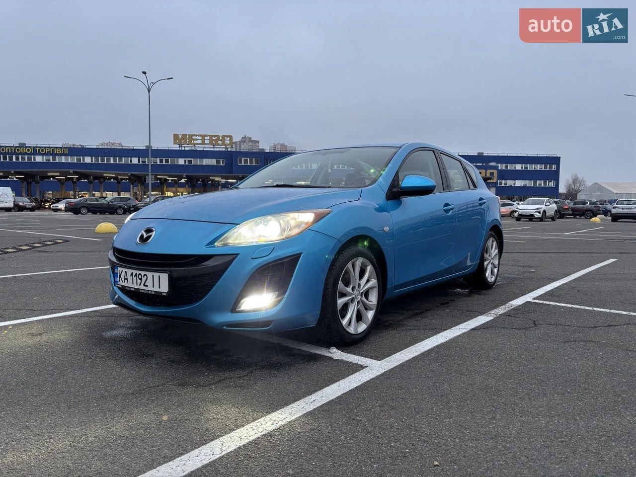 Mazda 3 - фото 1