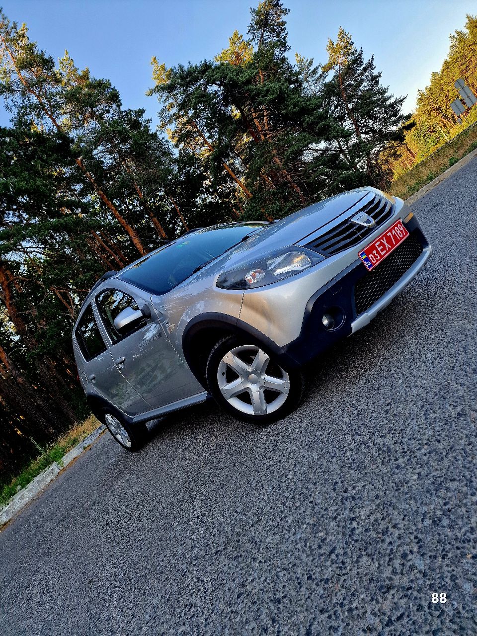 Dacia Sandero - фото 3
