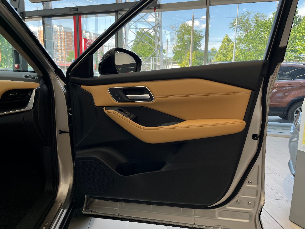 Nissan X-Trail - фото 31