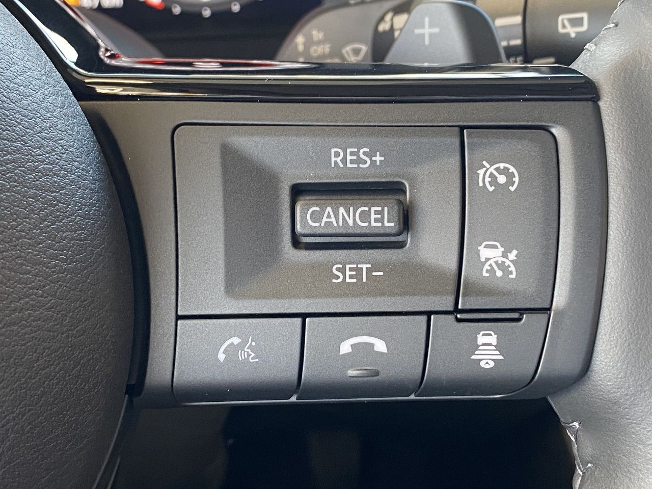 Nissan X-Trail - фото 23