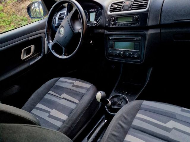 Skoda Roomster - фото 4