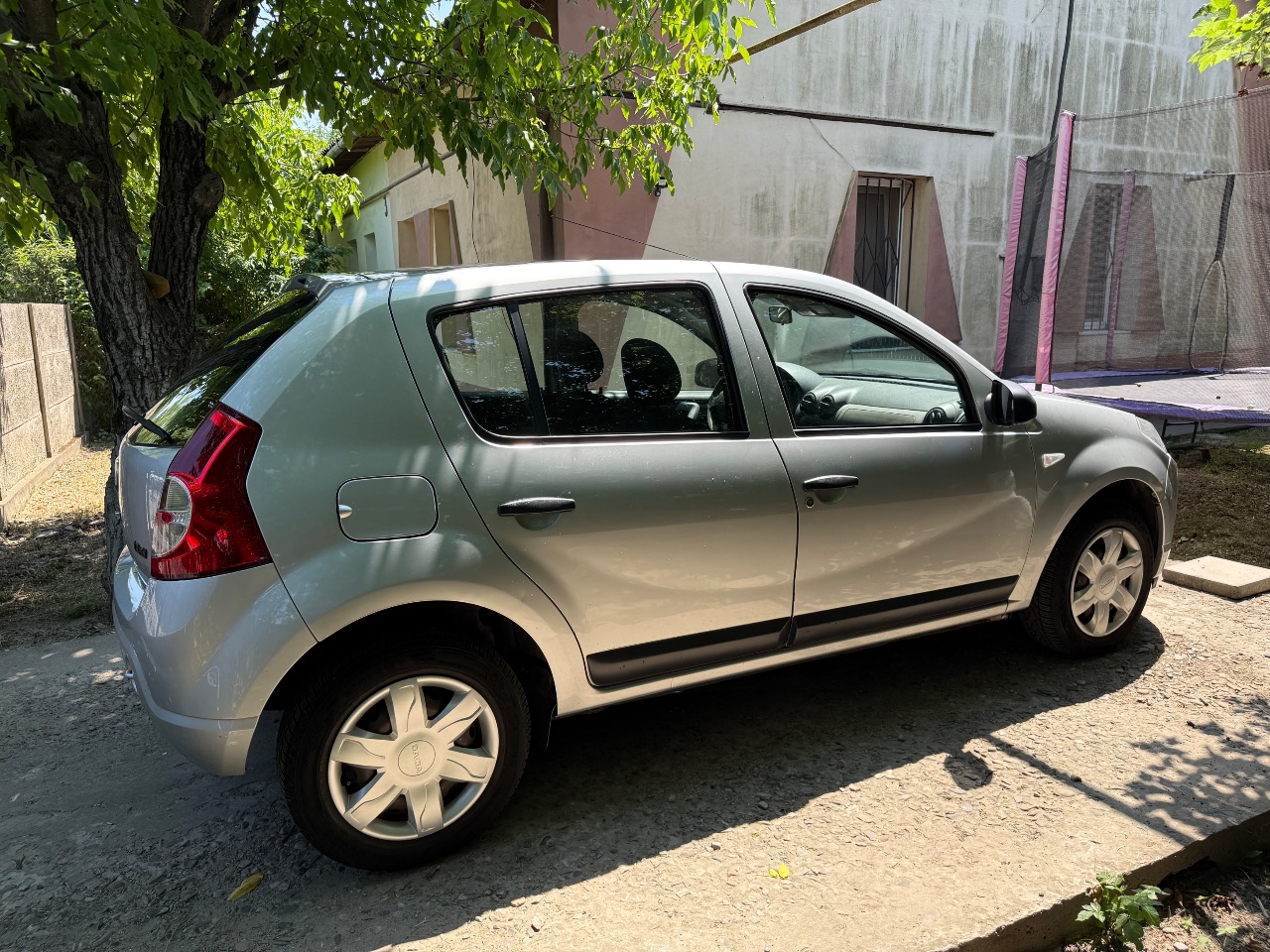 Dacia Sandero - фото 5