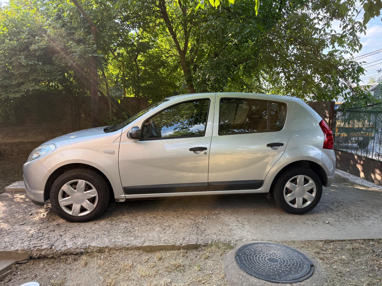 Dacia Sandero - фото 4