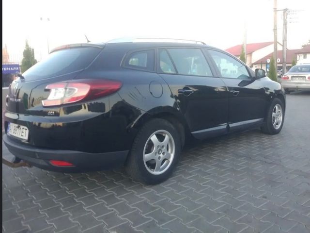 Renault Megane - фото 4