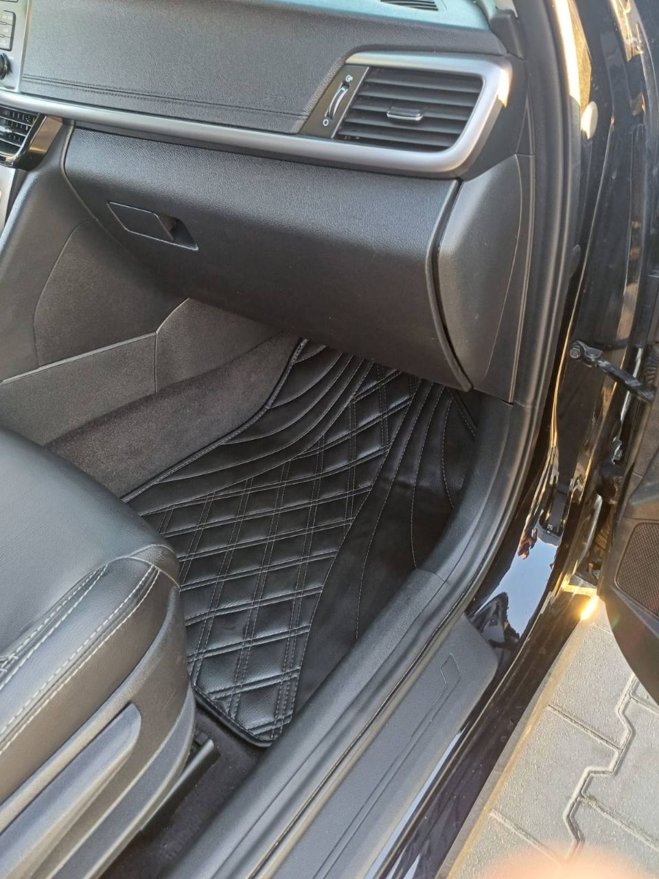 Kia Optima - фото 26