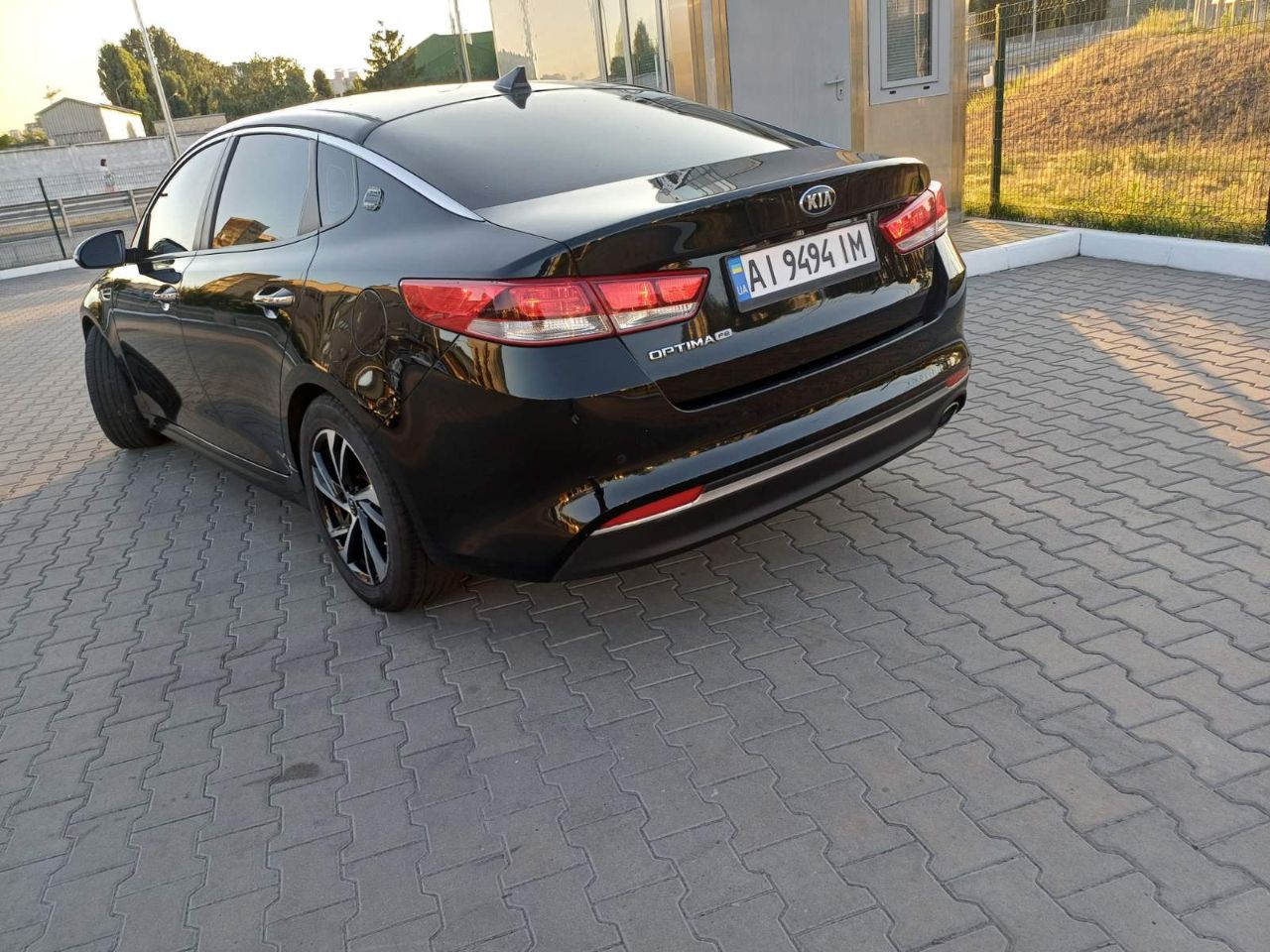 Kia Optima - фото 5
