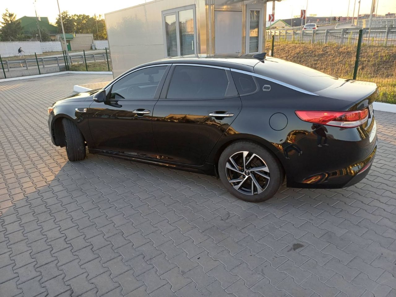 Kia Optima - фото 6