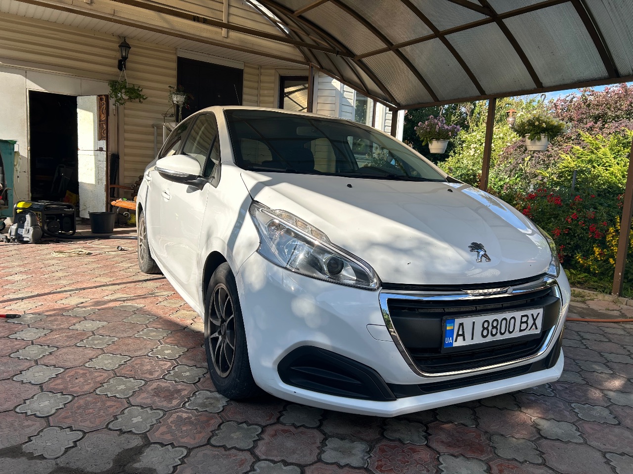 Peugeot 208 - фото 3