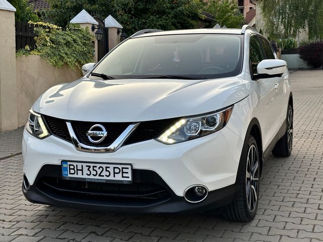 Nissan Rogue Sport - фото 1