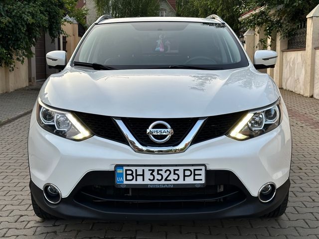 Nissan Rogue Sport - фото 2