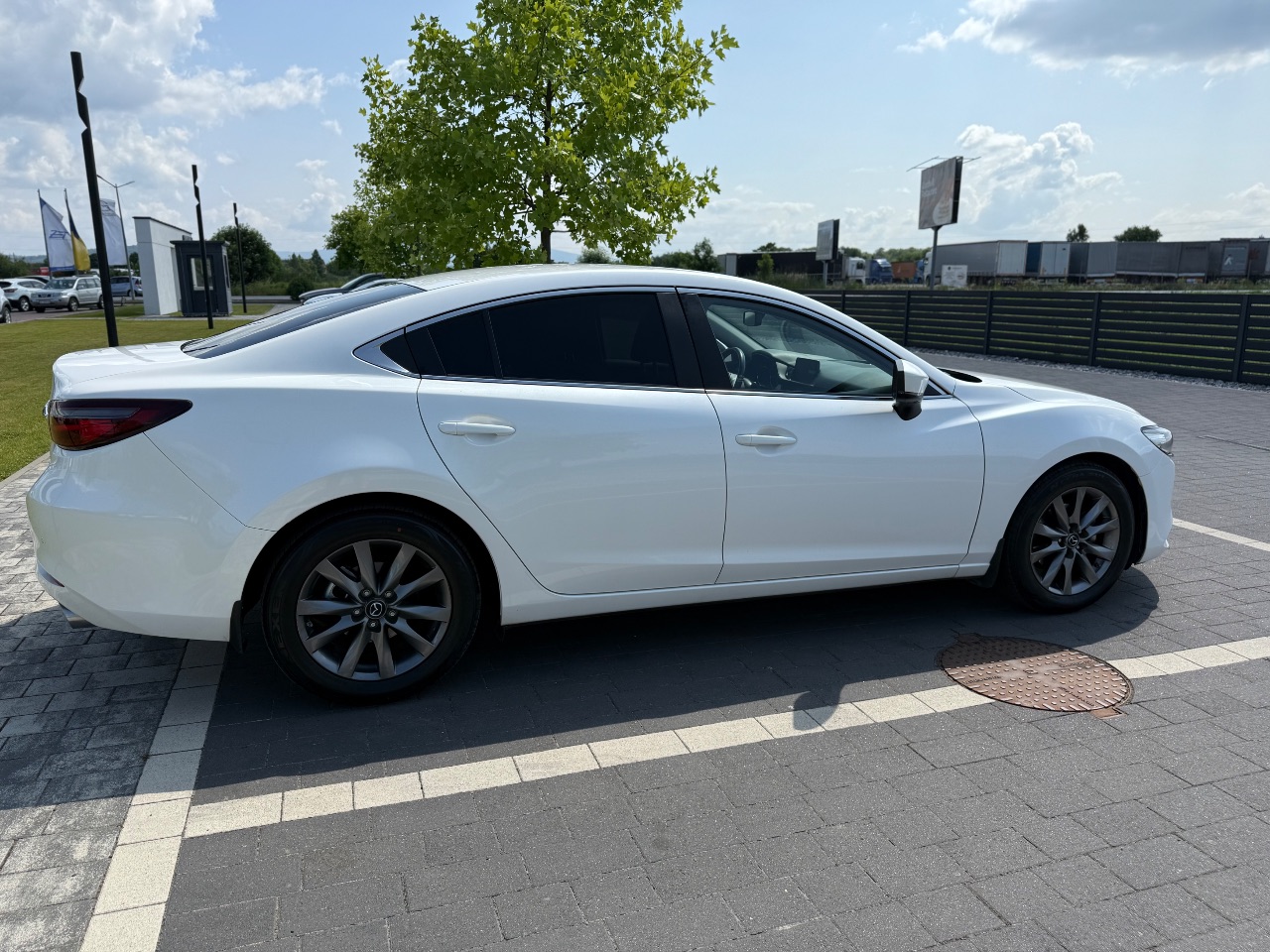 Mazda 6 - фото 8