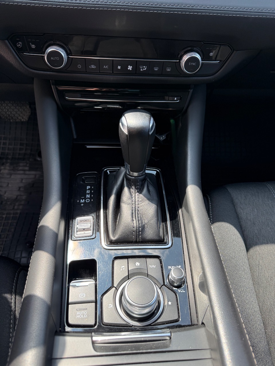 Mazda 6 - фото 3