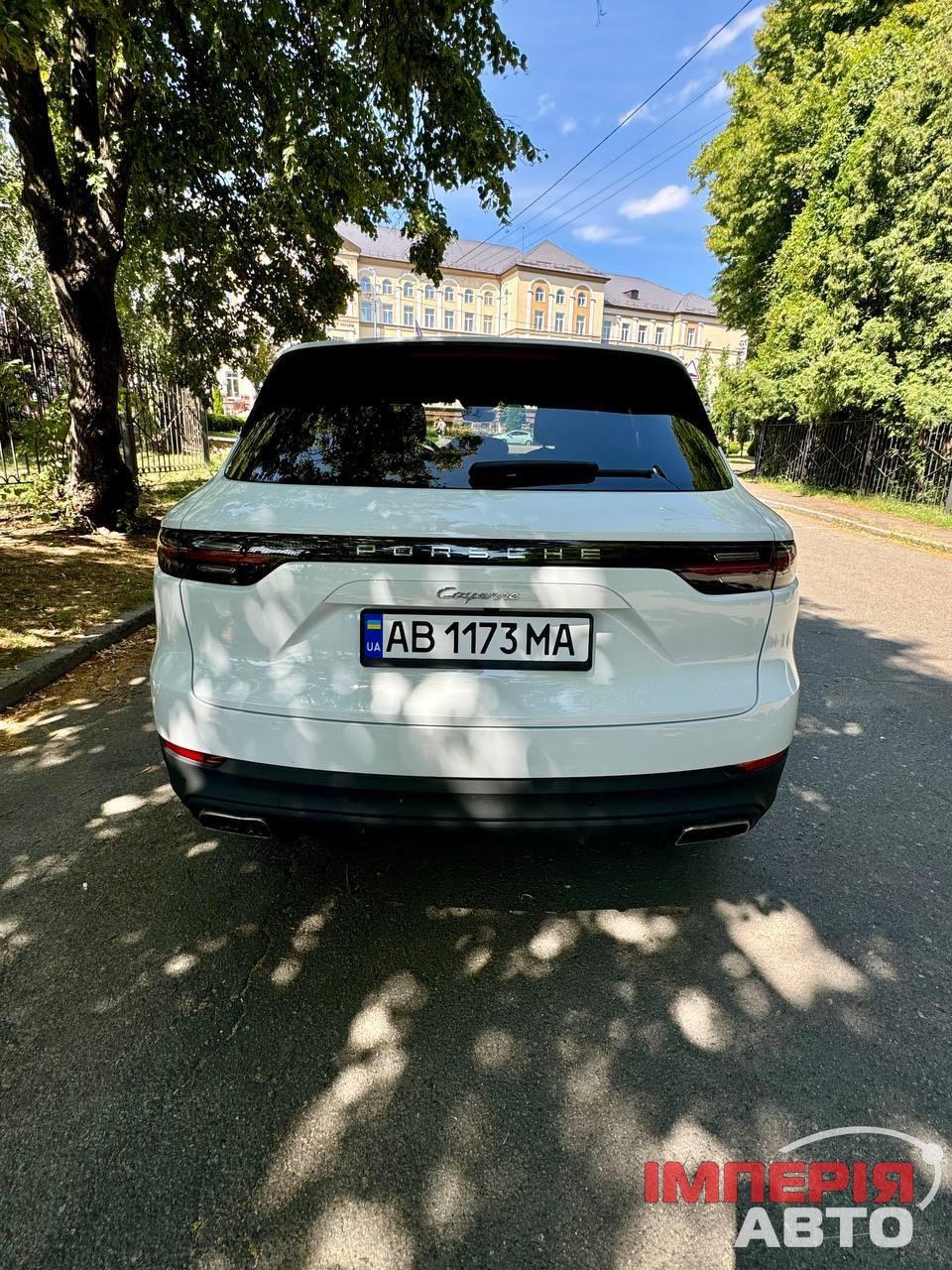 Porsche Cayenne - фото 3