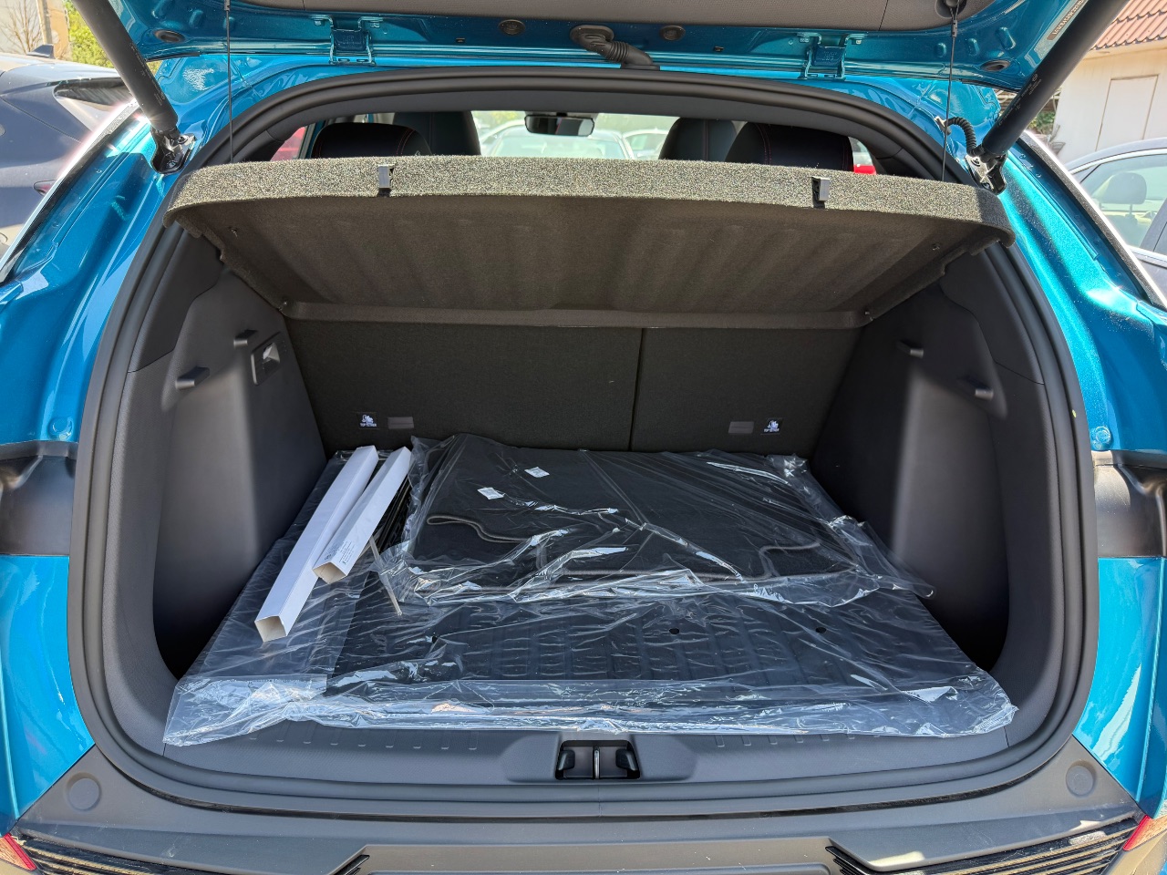 BYD Atto 3 - фото 29