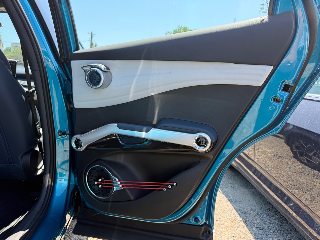 BYD Atto 3 - фото 23