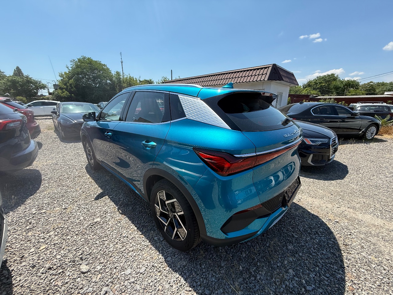 BYD Atto 3 - фото 2