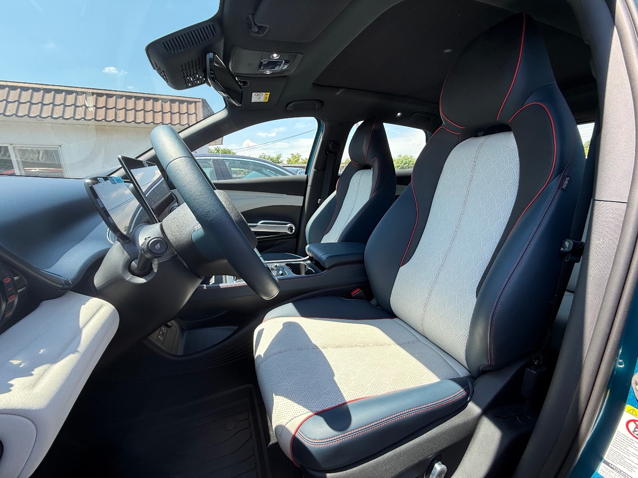 BYD Atto 3 - фото 14