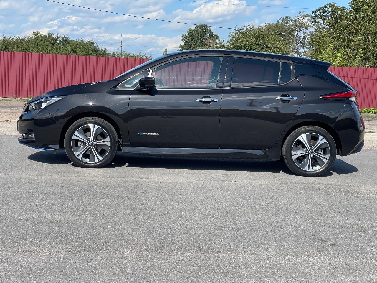 Nissan Leaf - фото 7