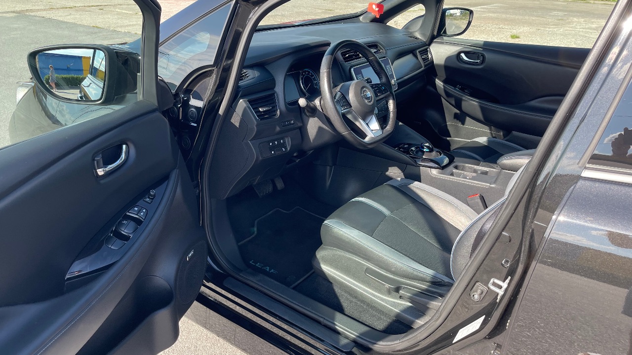 Nissan Leaf - фото 9