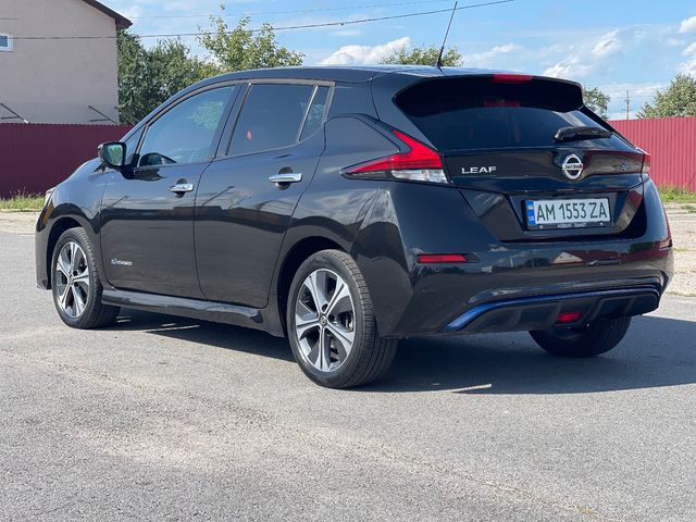 Nissan Leaf - фото 4