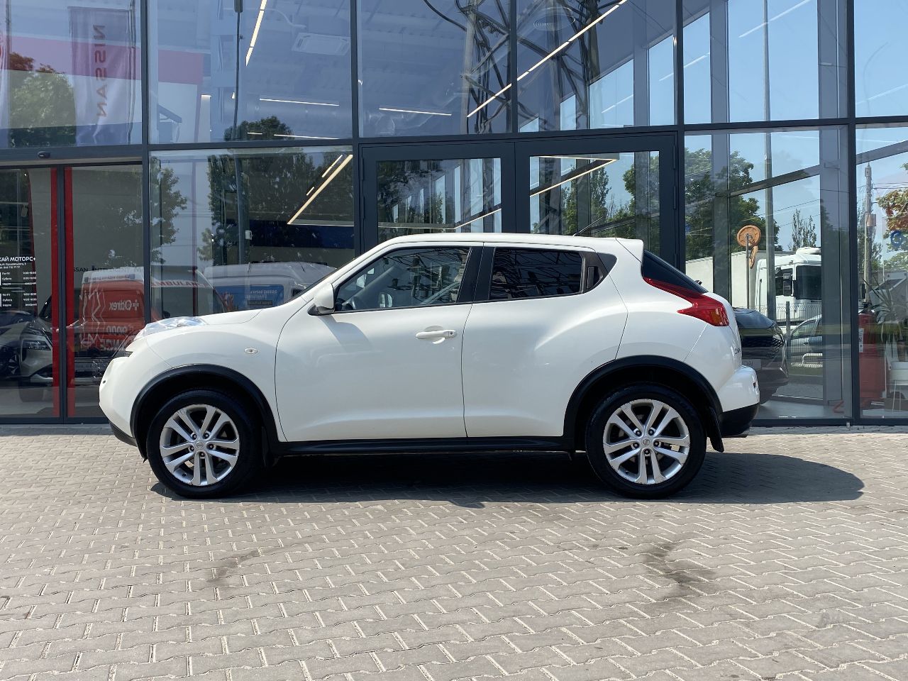 Nissan Juke - фото 5