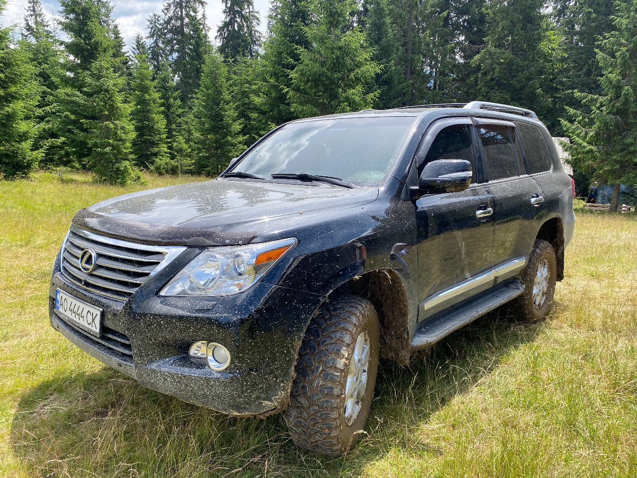 Lexus LX - фото 7