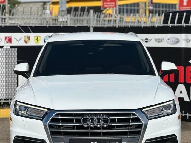 Audi Q5 - фото 3