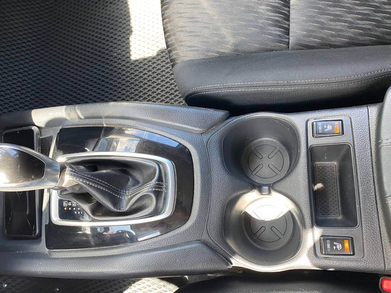 Nissan Rogue - фото 25