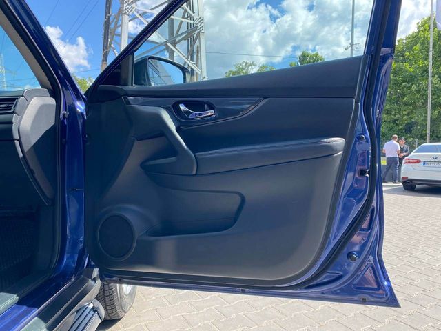 Nissan Rogue - фото 2