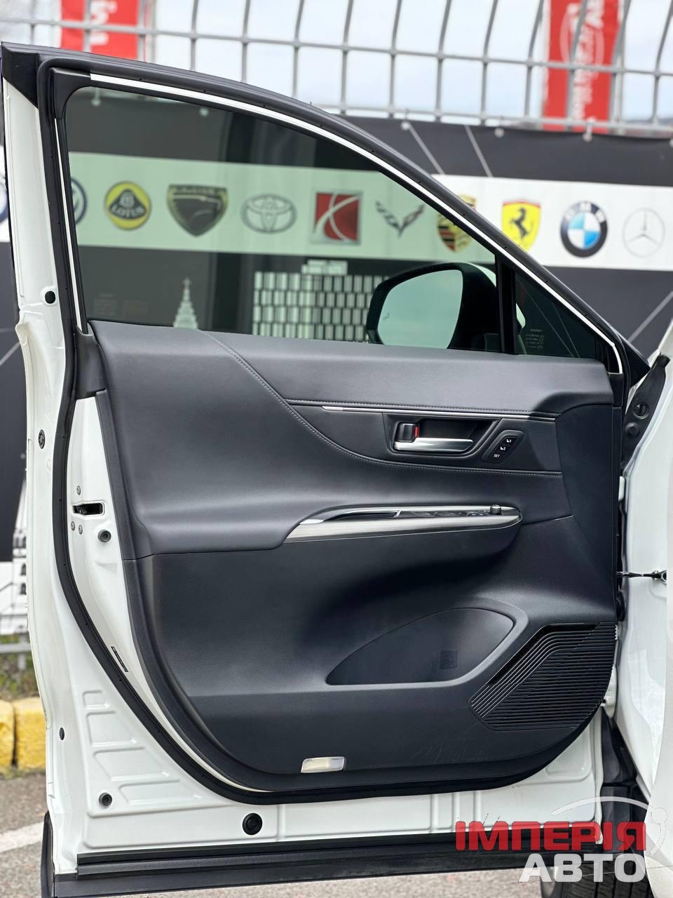 Toyota Venza - фото 4