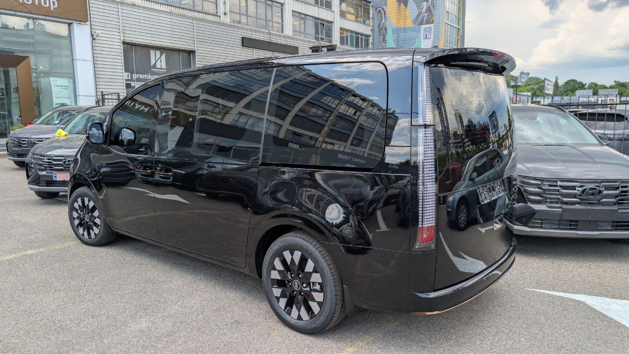 Hyundai Staria - фото 4