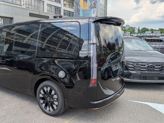 Hyundai Staria - фото 4