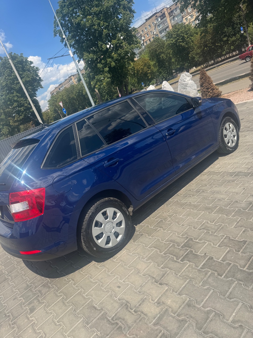 Skoda Rapid - фото 10