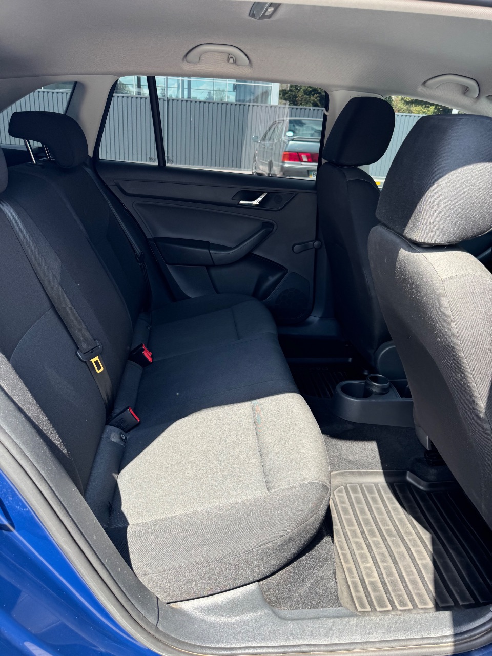 Skoda Rapid - фото 4