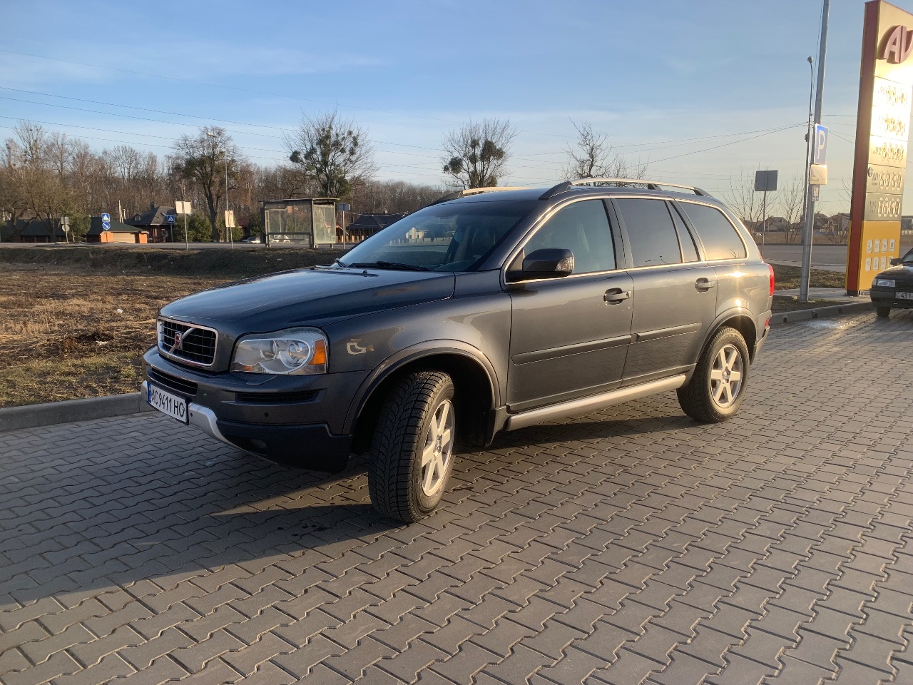 Volvo XC90 - фото 6