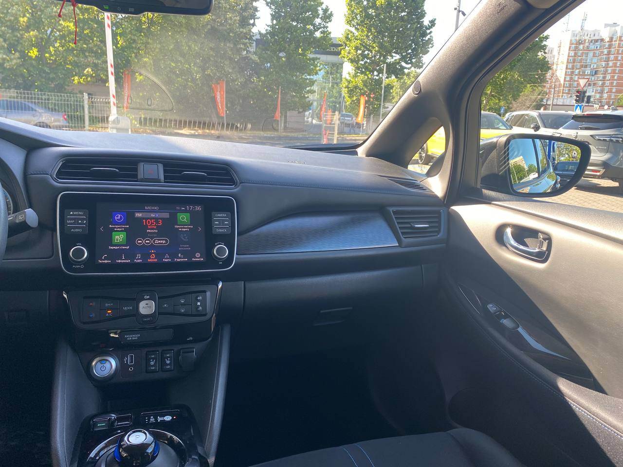 Nissan Leaf - фото 36