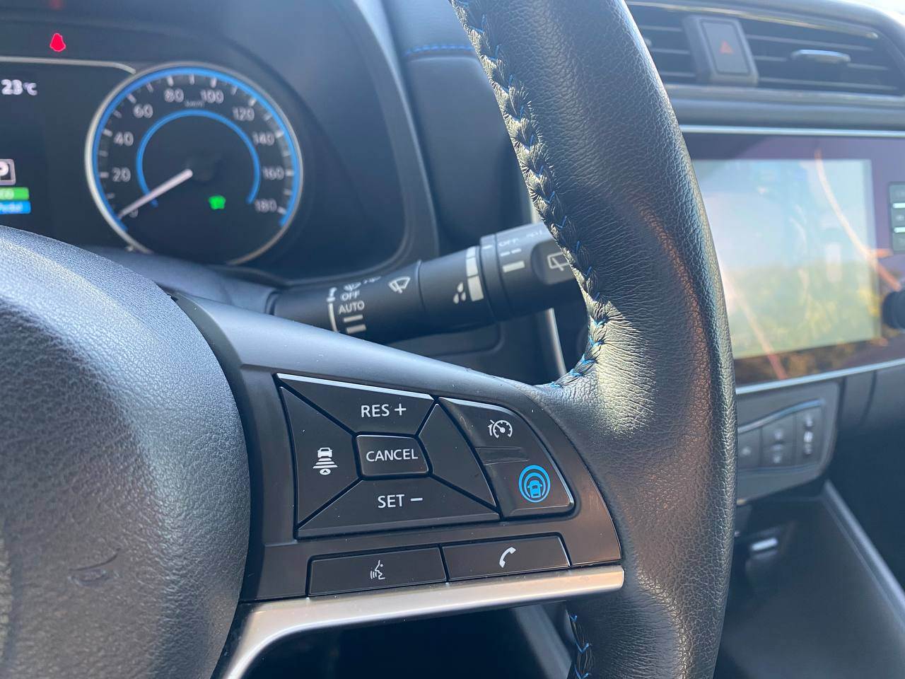 Nissan Leaf - фото 34