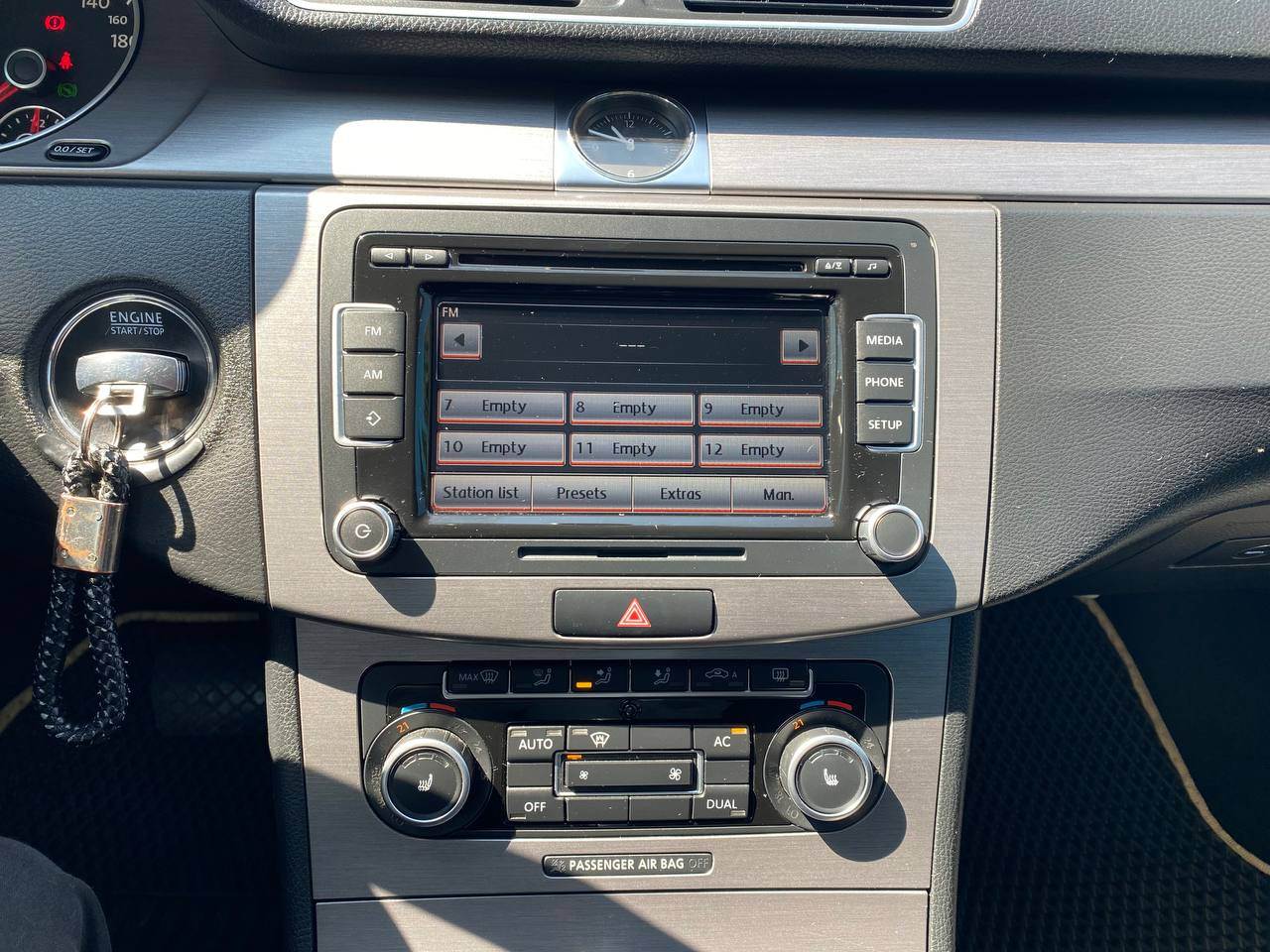 Volkswagen Passat - фото 30