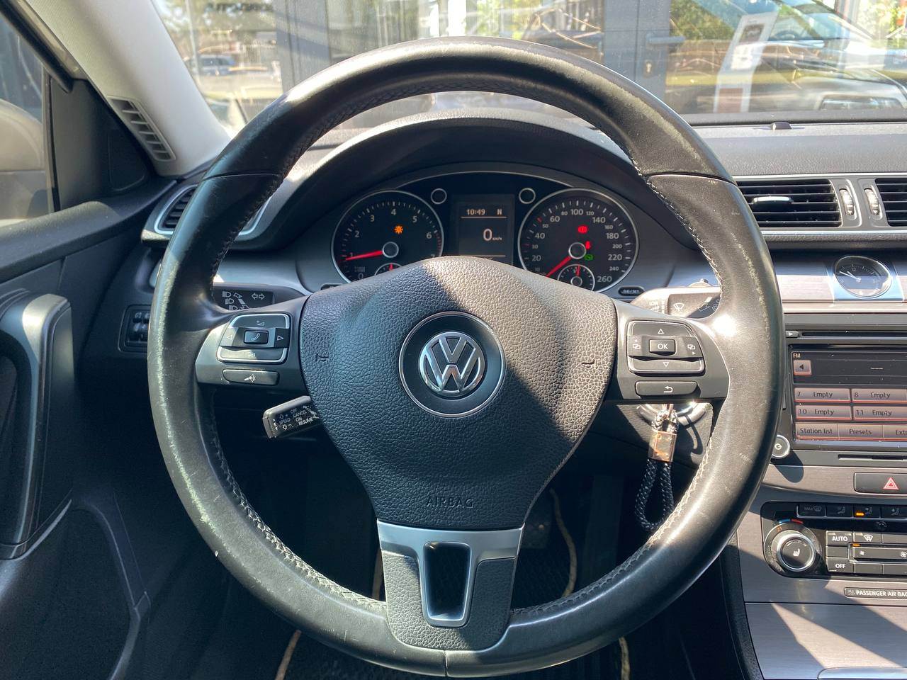 Volkswagen Passat - фото 11
