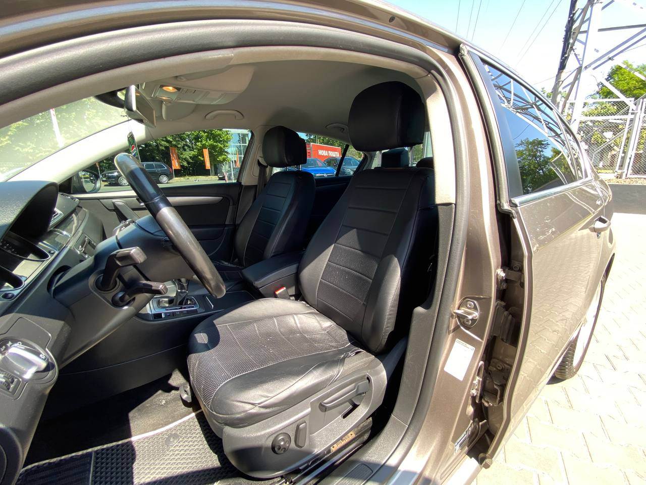 Volkswagen Passat - фото 21