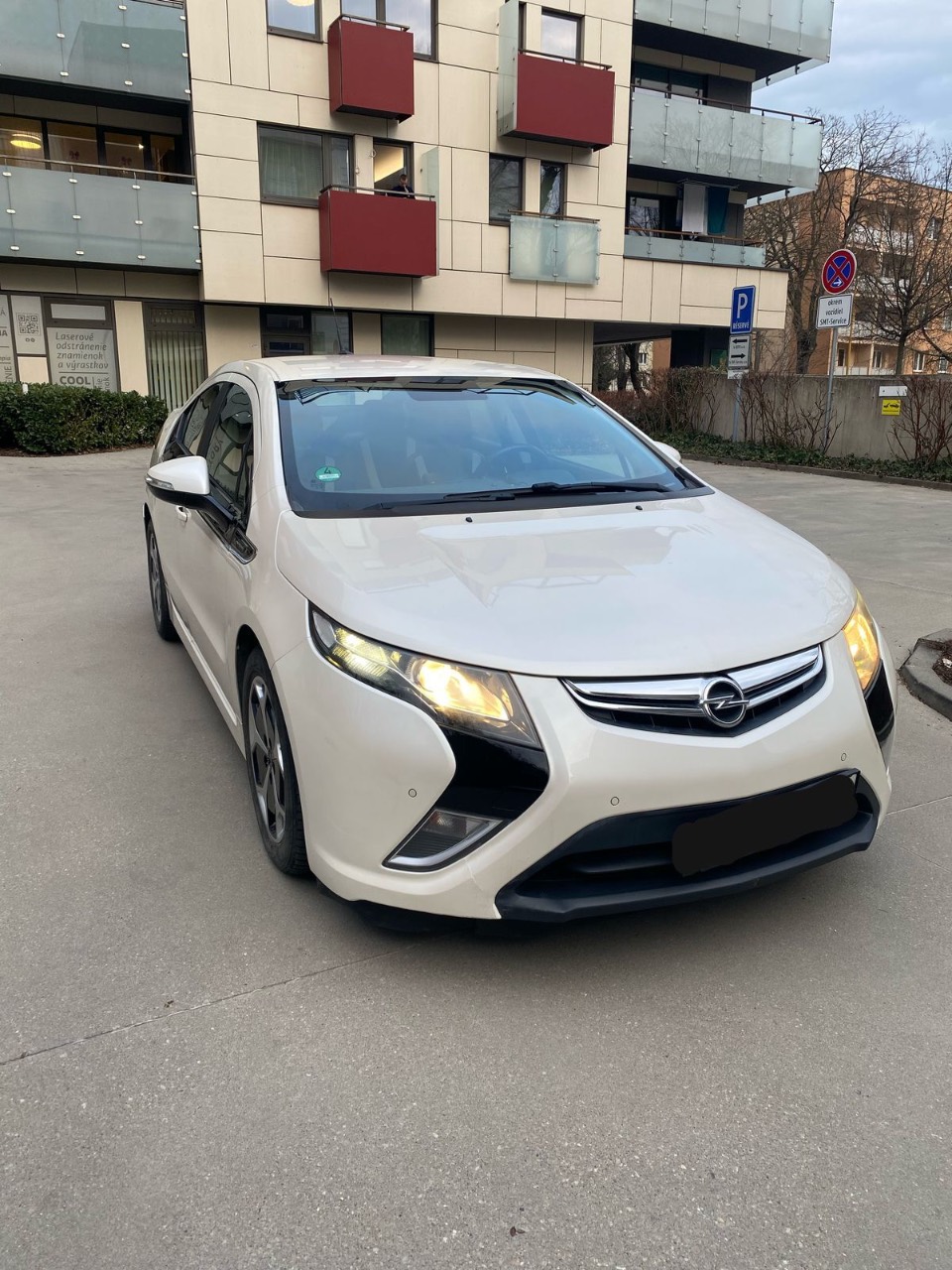 Opel Ampera - фото 1