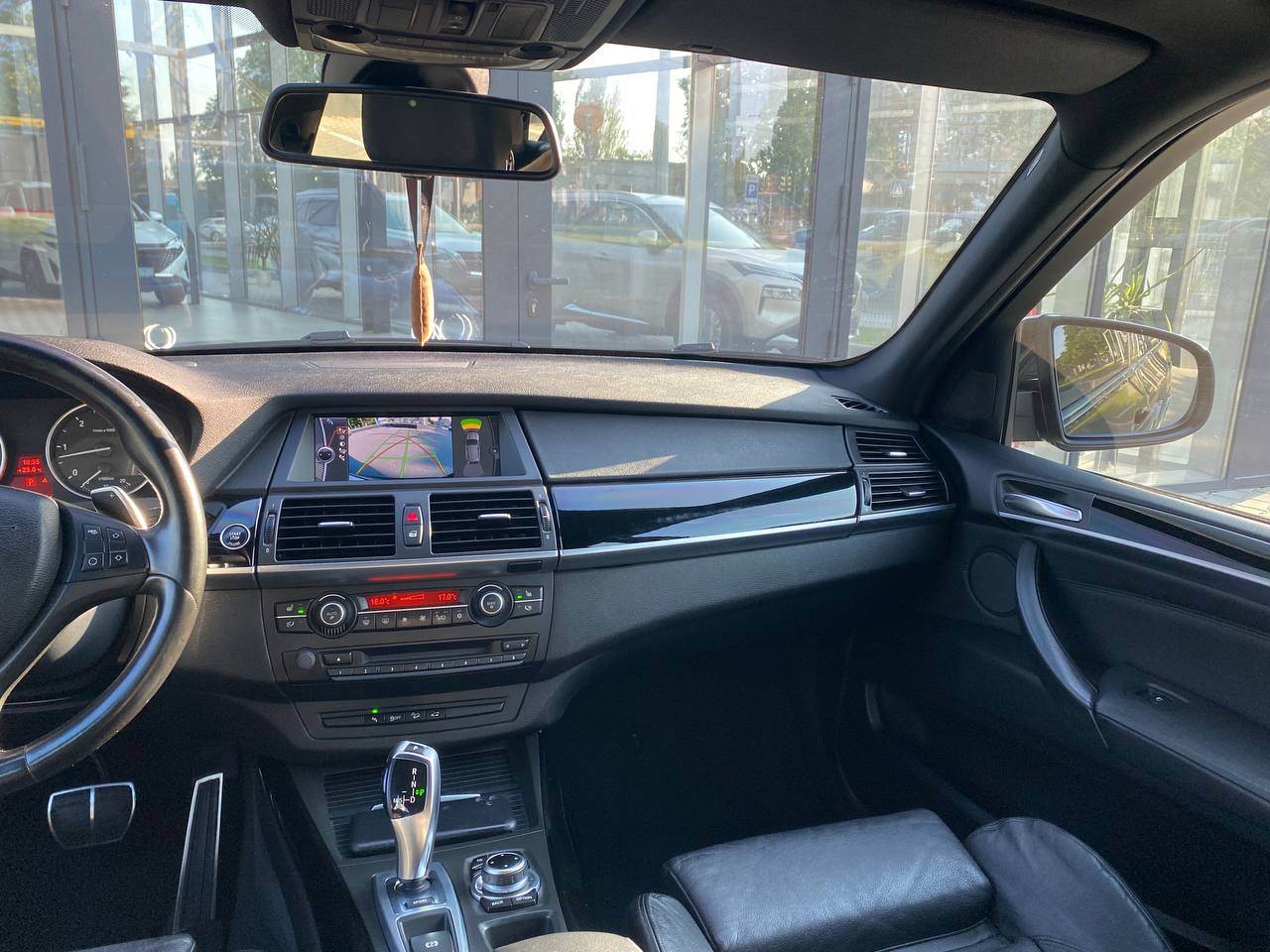 BMW X5 - фото 7