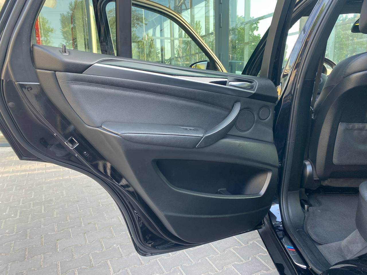 BMW X5 - фото 17