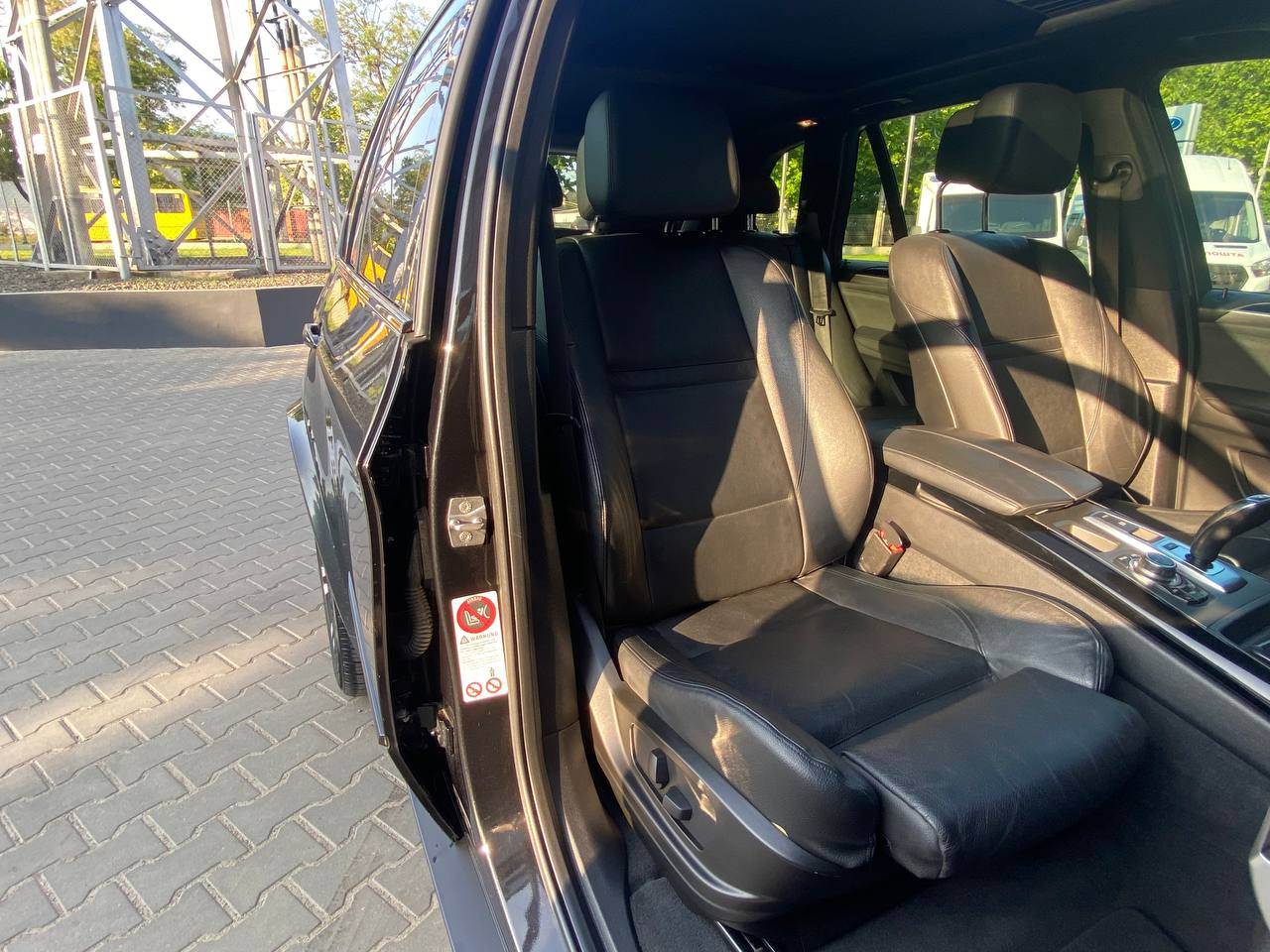 BMW X5 - фото 21