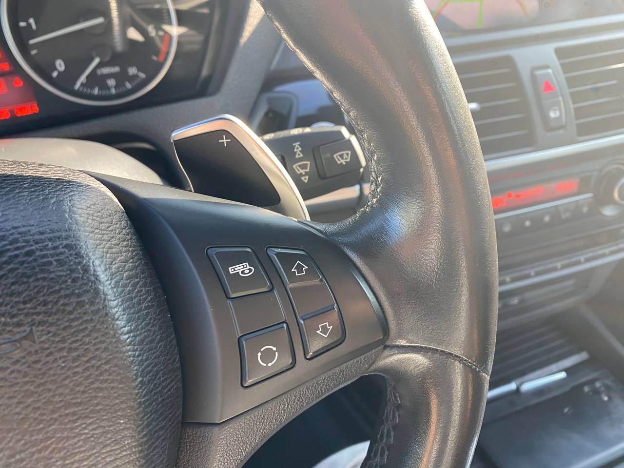 BMW X5 - фото 32