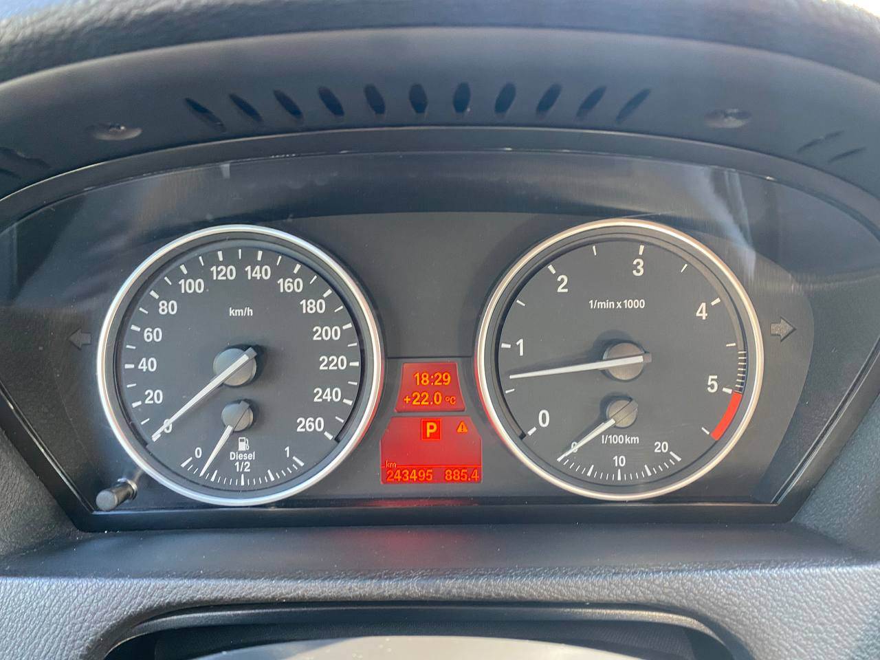 BMW X5 - фото 35